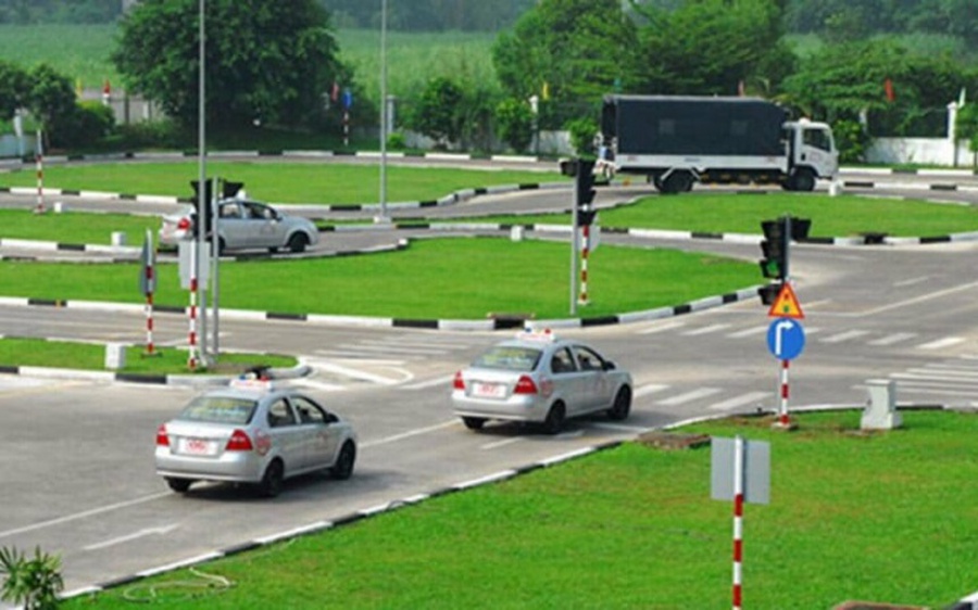 Đề xuất sửa quy định về hoạt động đào tạo và sát hạch lái xe