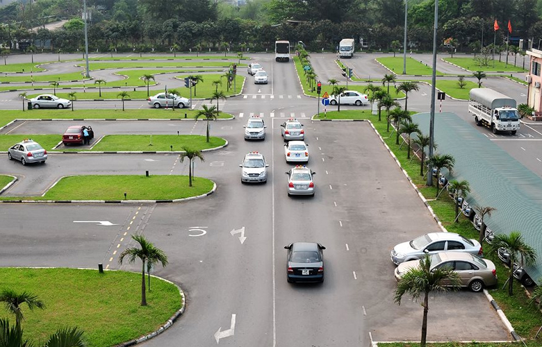 Đề xuất mức phí sát hạch lái xe mới