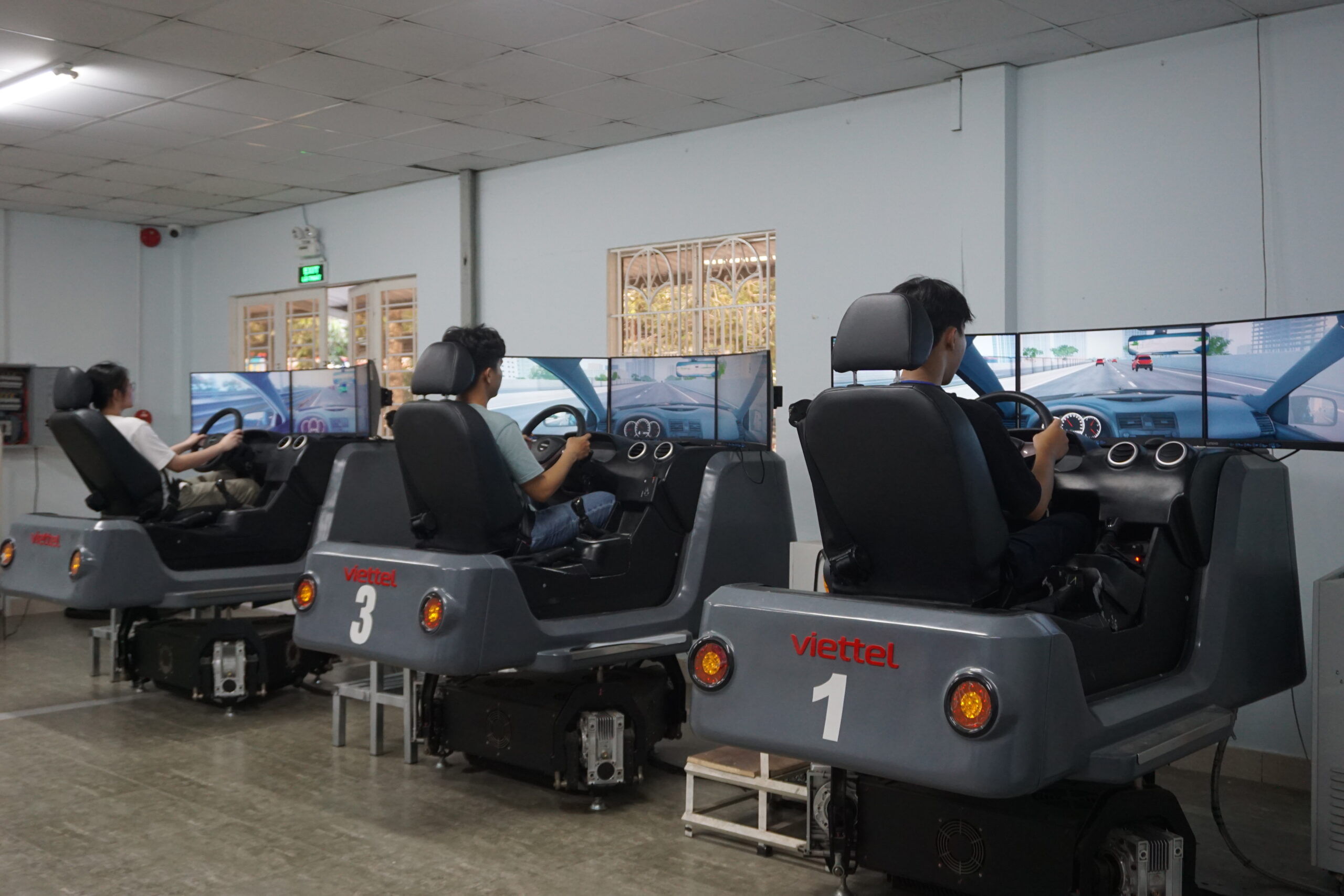 Lùi thời gian học lái xe trên cabin đến đầu năm 2023