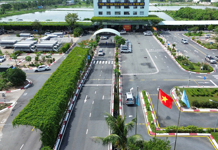 Siết chặt quy trình sát hạch, cấp giấy phép lái xe để kéo giảm tai nạn giao thông