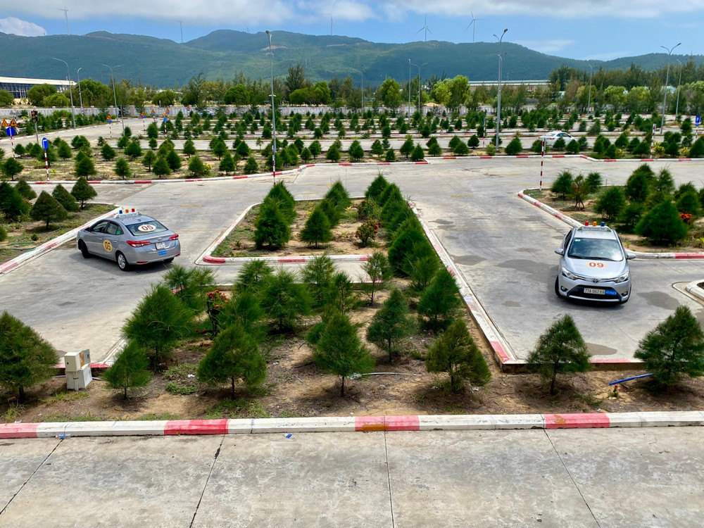 Từ năm 2026, người dân được giảm phí cấp đổi bằng lái, mất phí đã nộp nếu bỏ thi