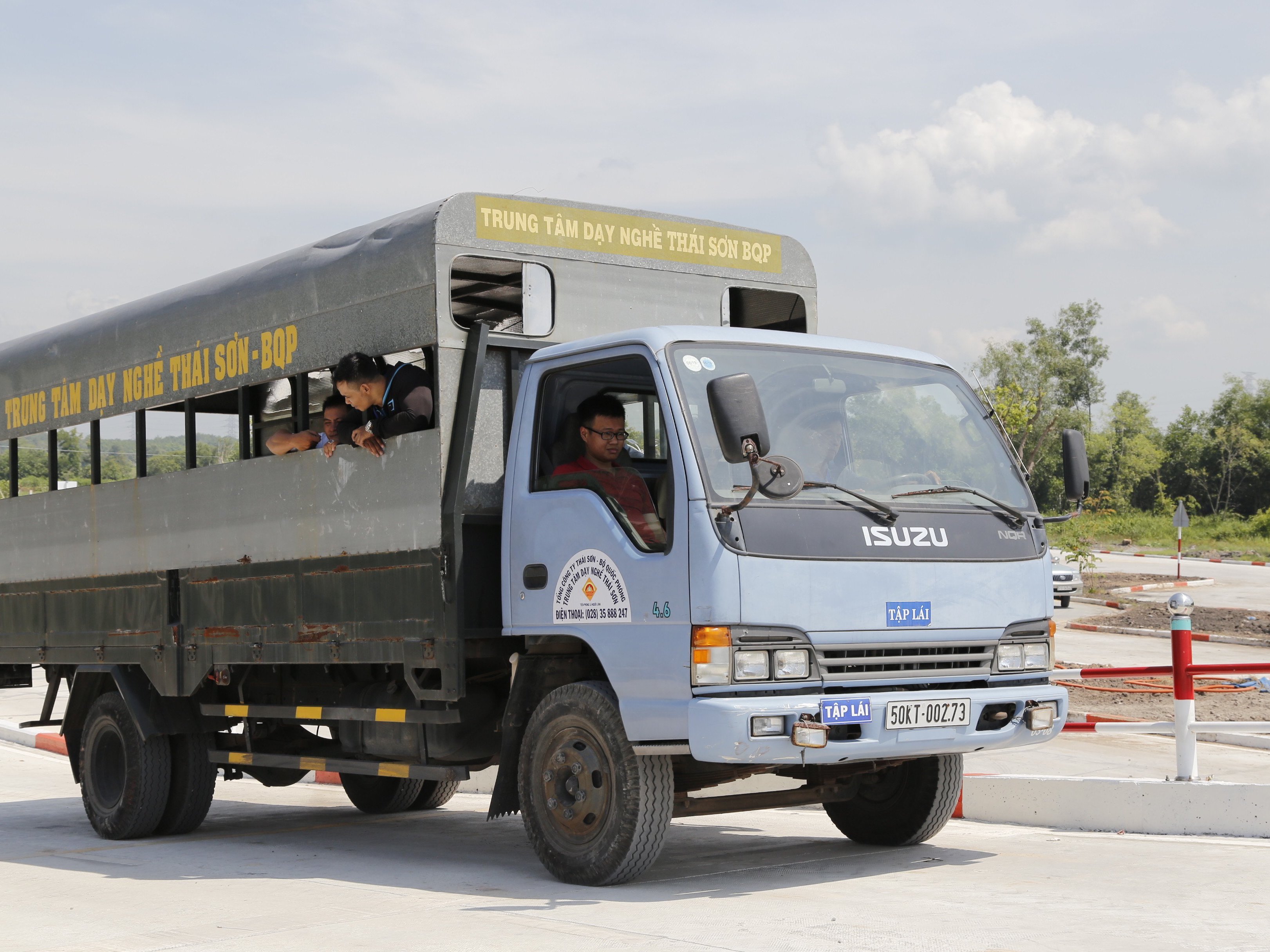 Đào tạo lái xe ô tô
