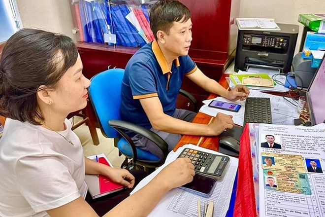 Cấp đổi giấy phép lái xe giấy sang thẻ PET để tích hợp VneID