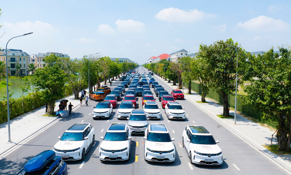 Có được sử dụng ô tô điện để học và thi bằng lái không ?