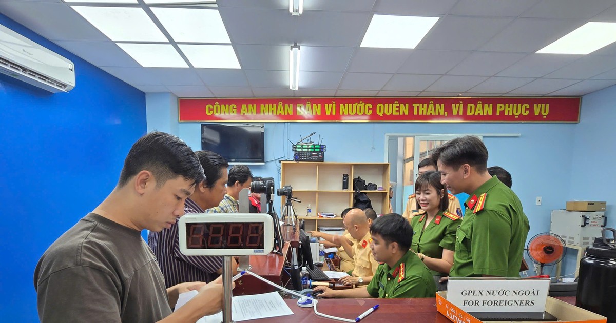 Đề xuất vì thiên tai, hỏa hoạn không đổi giấy phép lái xe được từ 1-3 tháng thì không phải thi lại