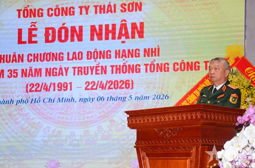 Tổng công ty Thái Sơn đón nhận Huân chương Lao động hạng Nhì