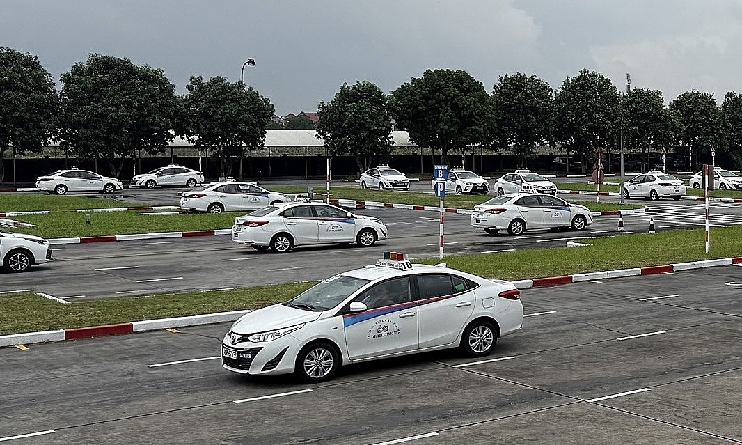 Nâng chuẩn đào tạo, sát hạch giấy phép lái xe