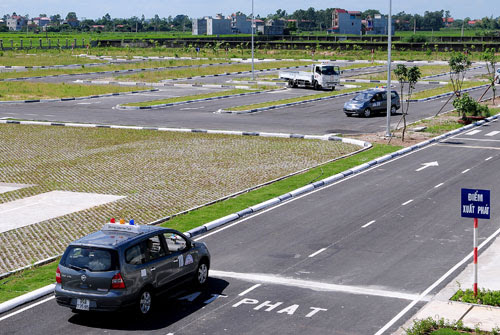 Quy định mới từ tháng 9-2025, người học lái xe cần biết