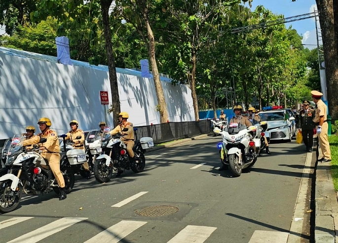 TP Hồ Chí Minh hơn 125.000 người có thể dùng bằng lái điện tử trên VNeID thay bản cứng